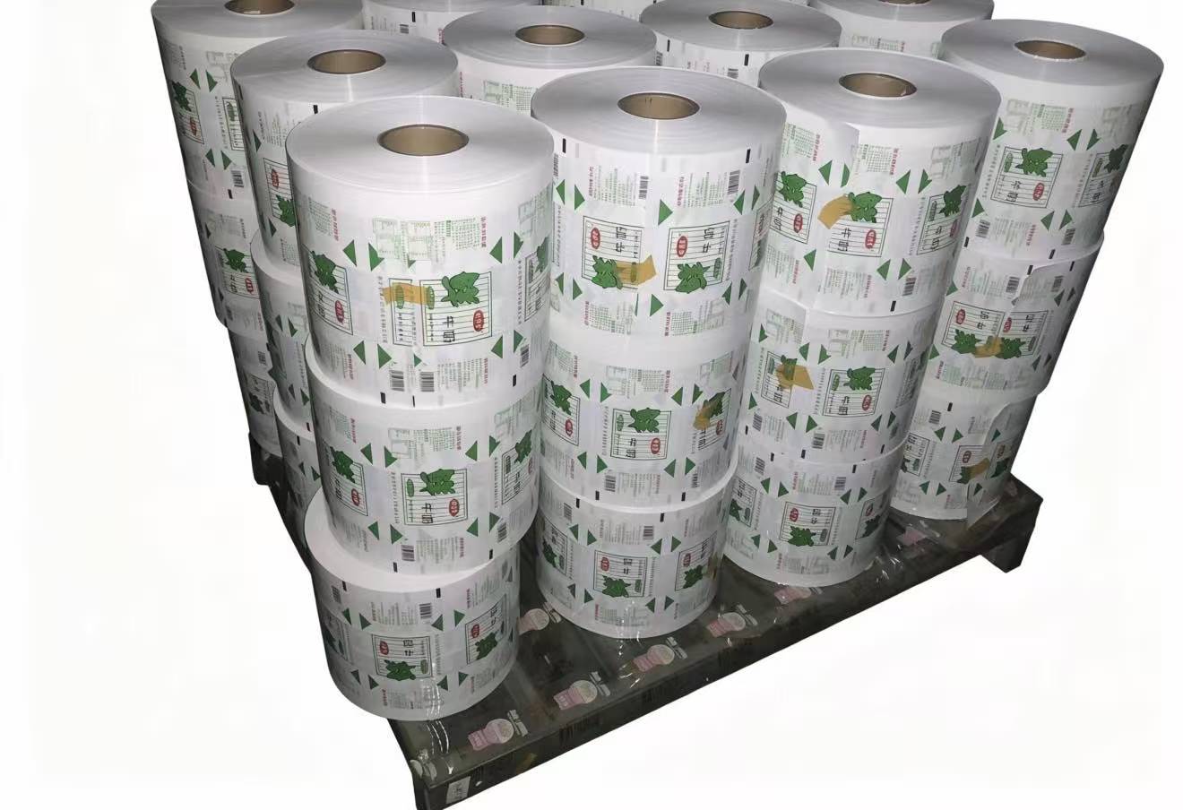 Roll film packaging bags